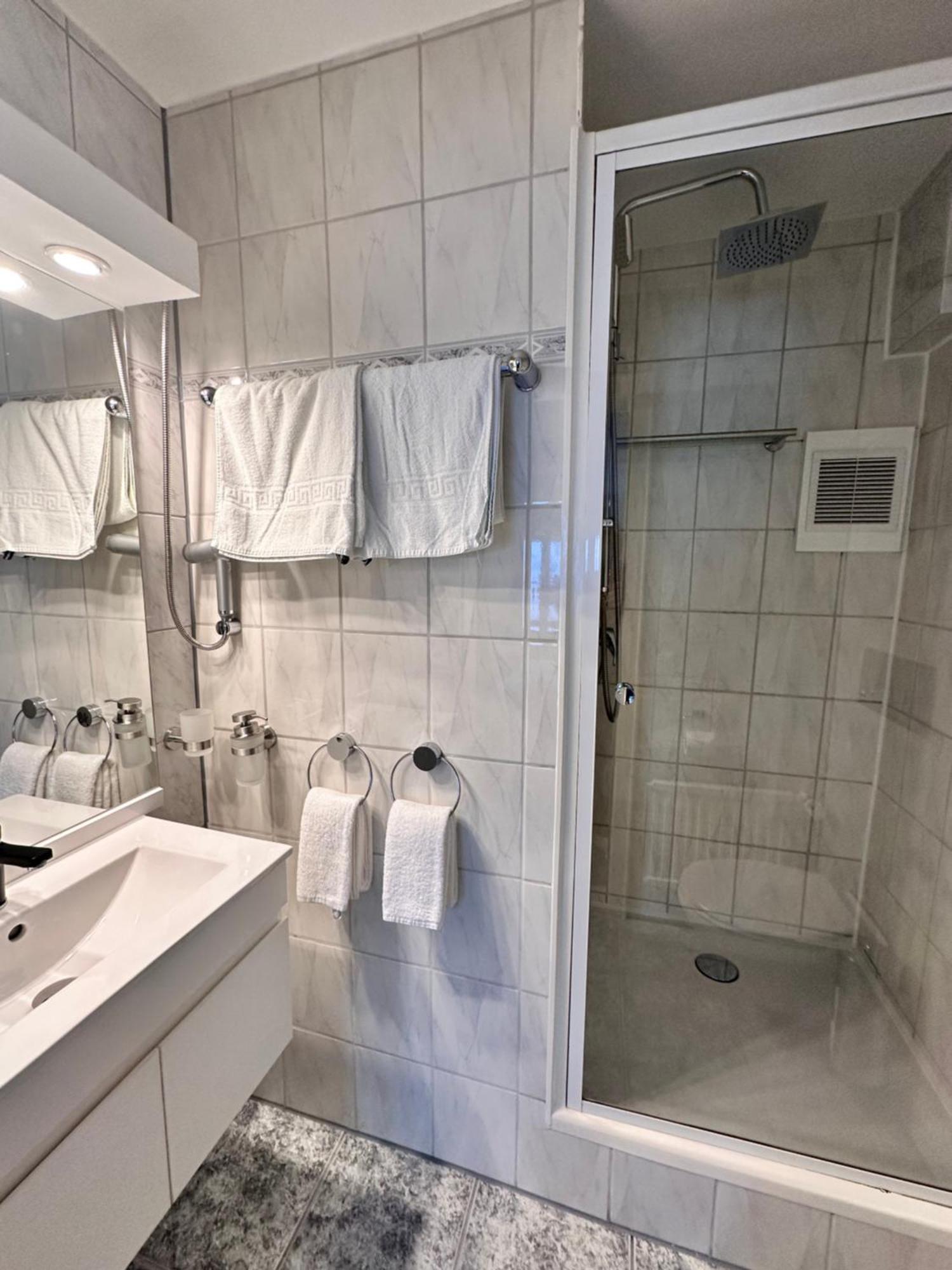 Hotel La Perla Meersburg Ngoại thất bức ảnh