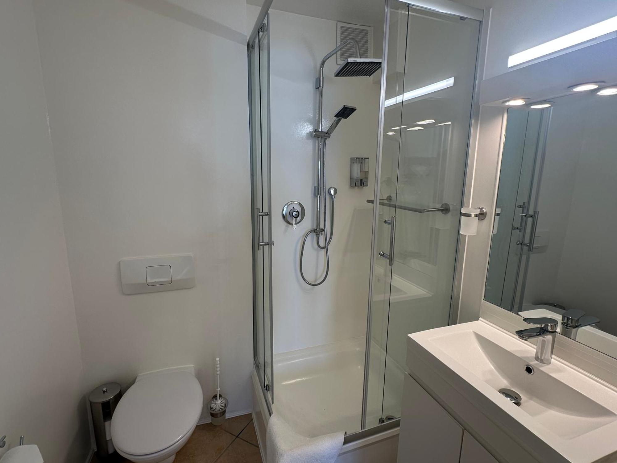 Hotel La Perla Meersburg Ngoại thất bức ảnh